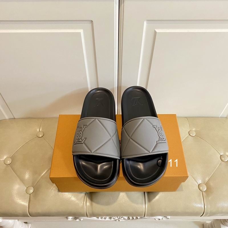 LV Men's Slippers 139